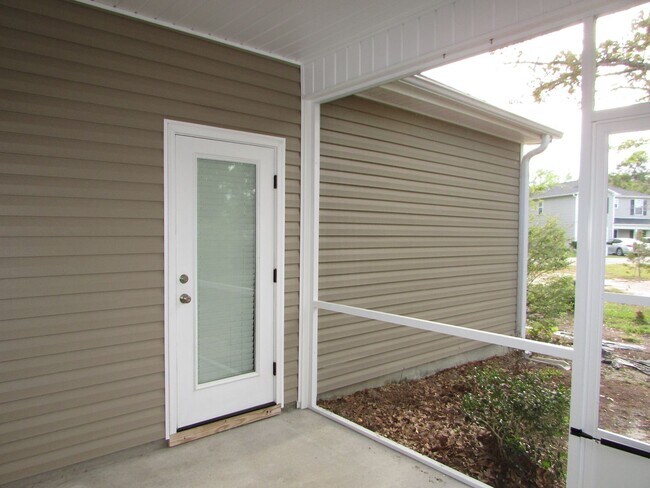 Building Photo - 3 bedroom, 2 bathroom house in Bolivia, NC