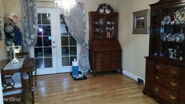 Building Photo - 2 br, 1 bath House - 1004 Arcturus Dr