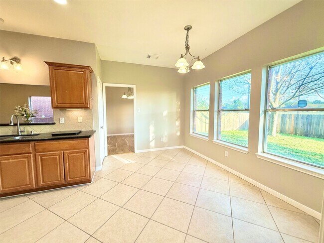 Building Photo - 4719 Orkney Dr