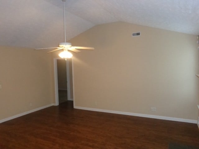 Building Photo - 167 Lansdan Dr