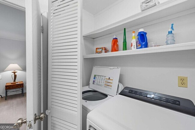 Building Photo - 1930 Tapawingo Dr