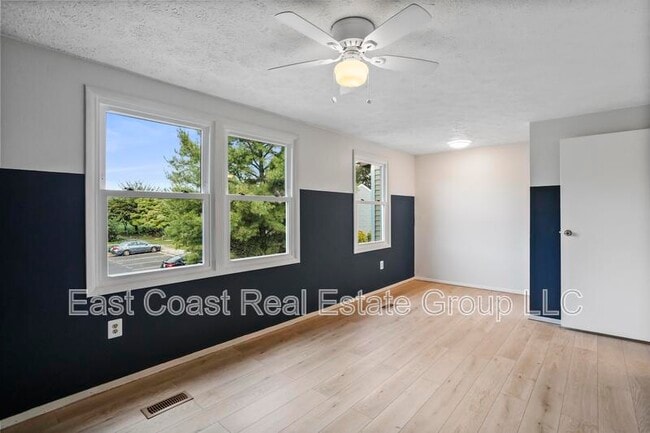 Building Photo - 140 Sandalwood Ct