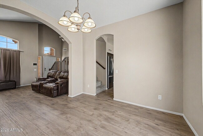 Building Photo - 4518 E Rowel Rd
