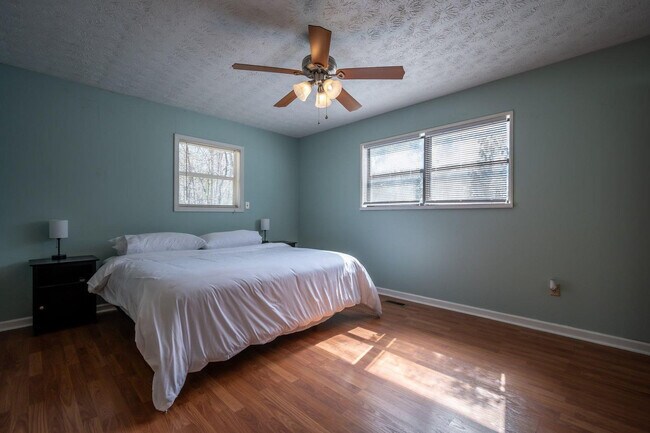 Building Photo - 157 Beaverdam Creek Rd