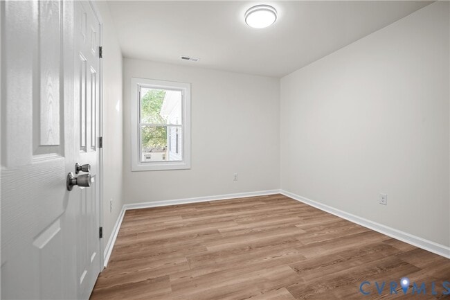 Building Photo - 1723 Blair St