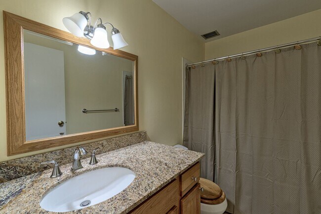 Building Photo - JUST LISTED: 2BDR/2BTH CONDO IN HEATHER GARDENS $2095 Available Oct. 1st