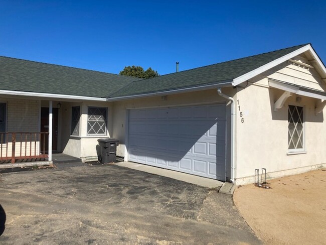 Building Photo - 4bd/2ba House Near Laguna Lake w/ Two Car ...