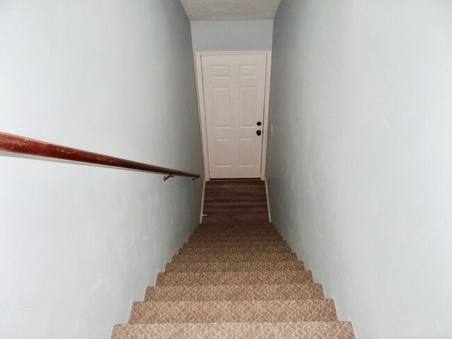 Building Photo - Now Allowing 1 small dog under 30Lbs - Spa...