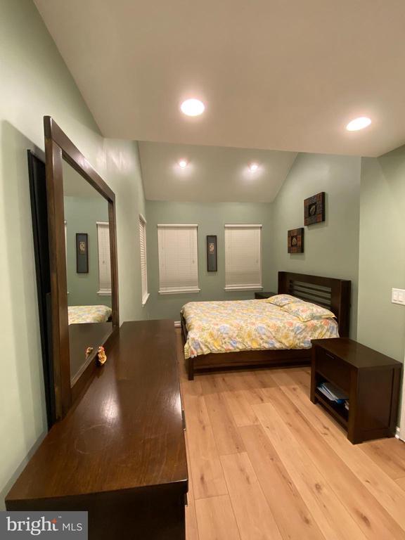 Building Photo - 2509 William Taft Ct