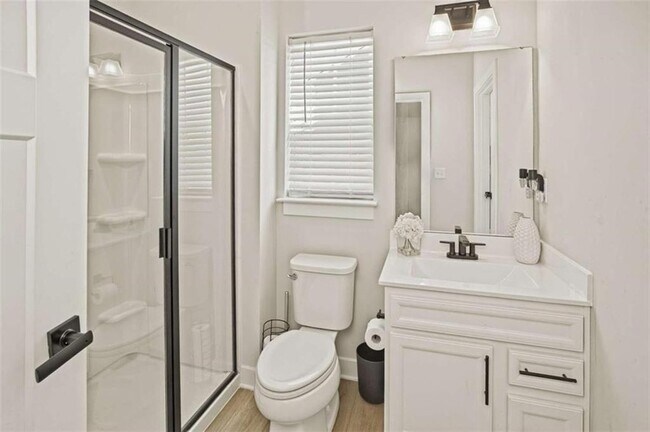 Building Photo - 305 Meuse Ln
