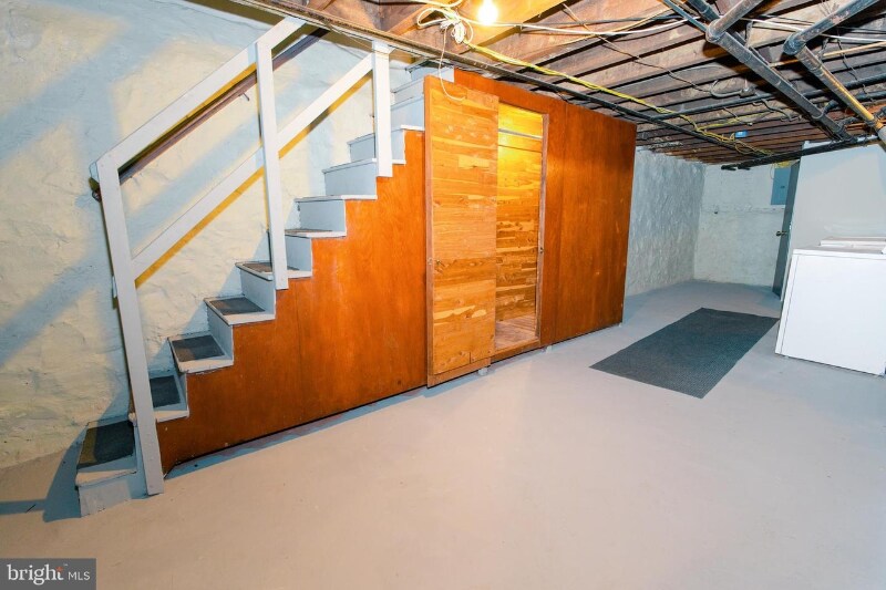 Building Photo - 4507 Unruh Ave