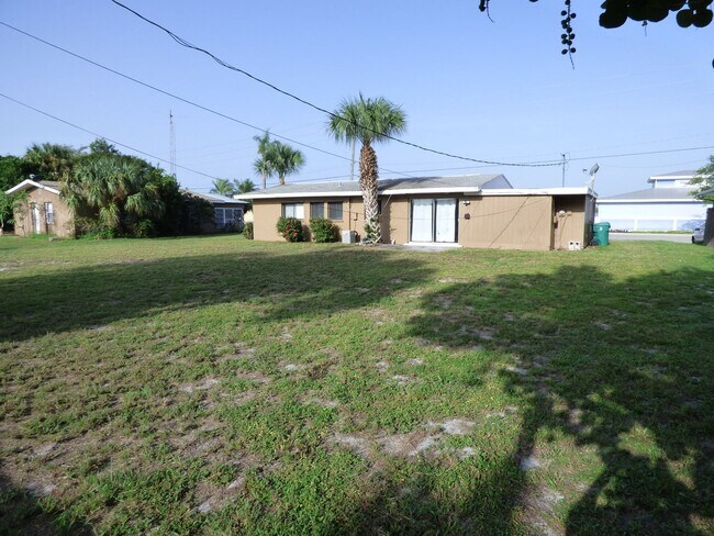 Building Photo - 3074 Broadpoint Dr