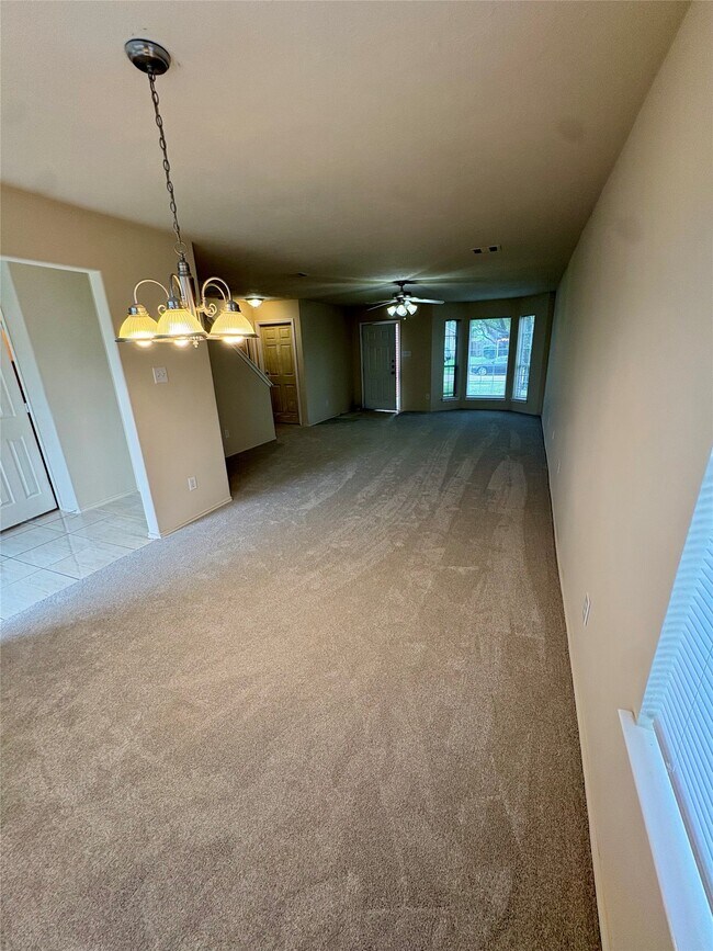 Building Photo - 13826 Fort Nelson Dr