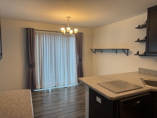 Building Photo - 226 Wildmeadow Ln