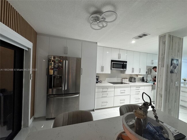 Building Photo - 13308 SW 60th Terrace