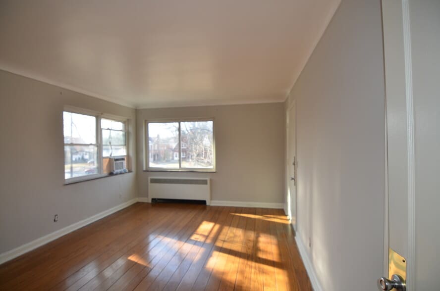 Building Photo - 7332 Reading Rd