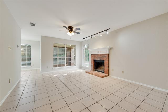 Building Photo - 424 Caviness Dr