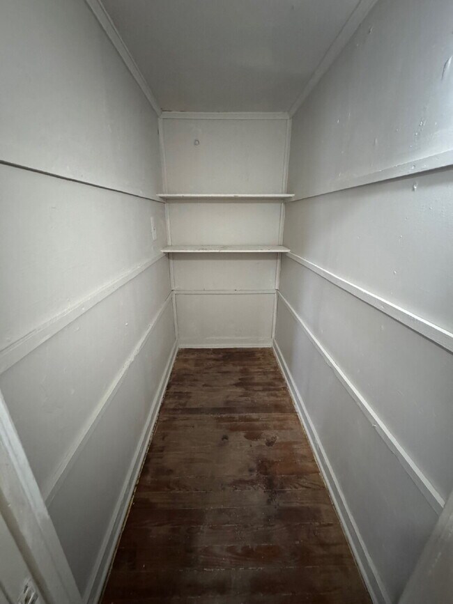 Building Photo - "Section 8 Approved Charming 2-Bedroom Duplex on East Bayley Street – Your Ideal Wichita Retreat!"