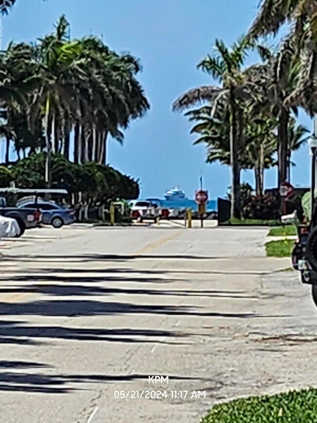 Building Photo - 115 Bravado Ln