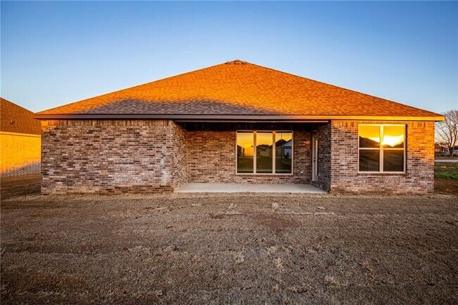 Building Photo - 1249 Seay Cir