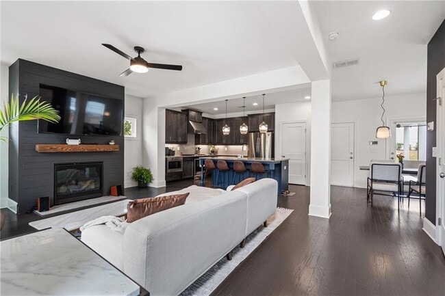 Building Photo - 1870 Lucy Compton Ln NW