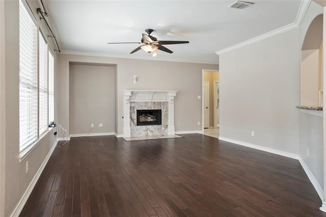 Building Photo - 2700 Timberwood Dr