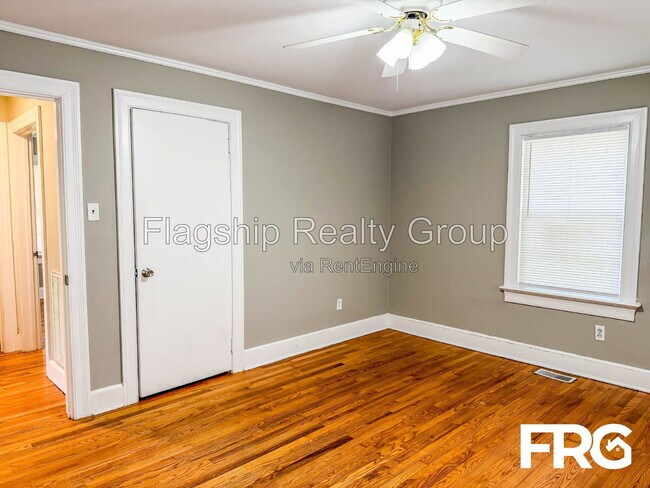 Building Photo - 613 Pittman St