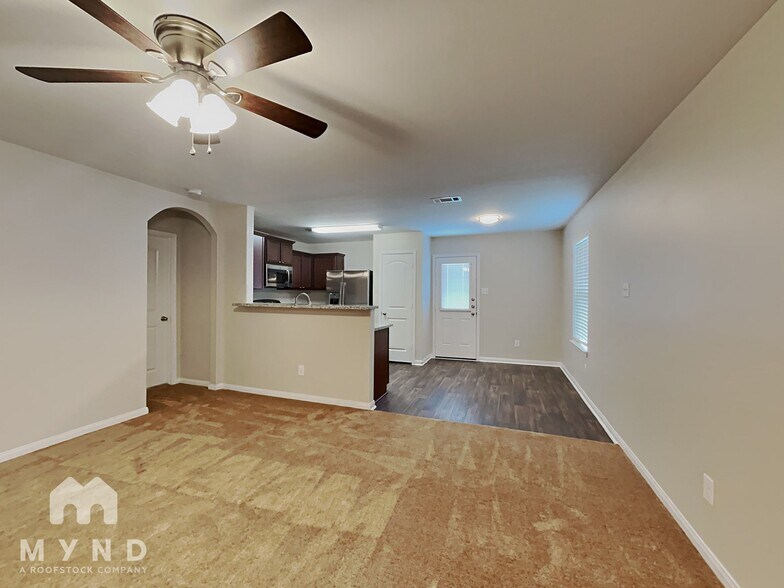 Building Photo - 5823 Treasure Cove Rd