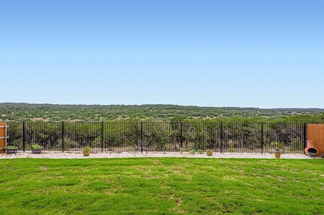 Building Photo - 6800 Cliff Rose Dr