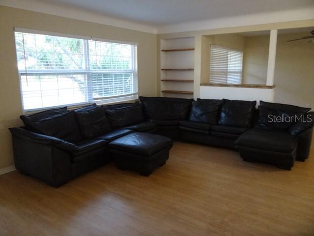 Building Photo - 6132 Dartmouth Ave N