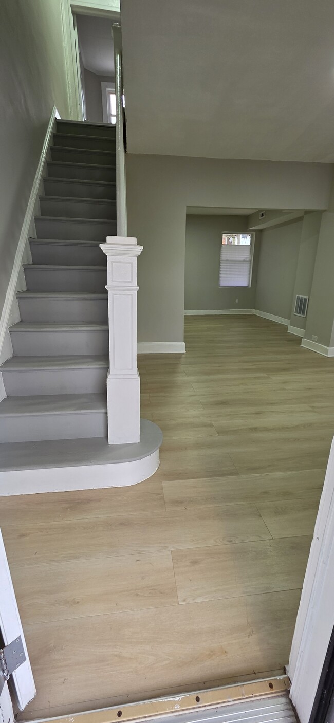 Building Photo - 5236 St Charles Ave