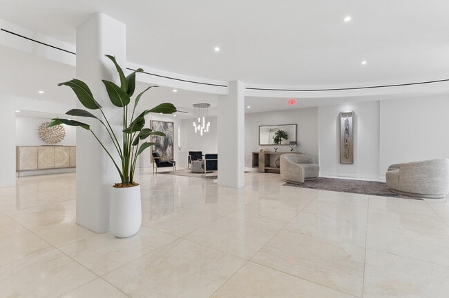 Building Photo - 3546 S Ocean Blvd