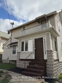 Building Photo - 10010 Almira Ave