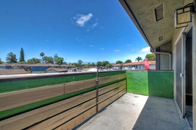 Building Photo - 615 Fredricks Ave