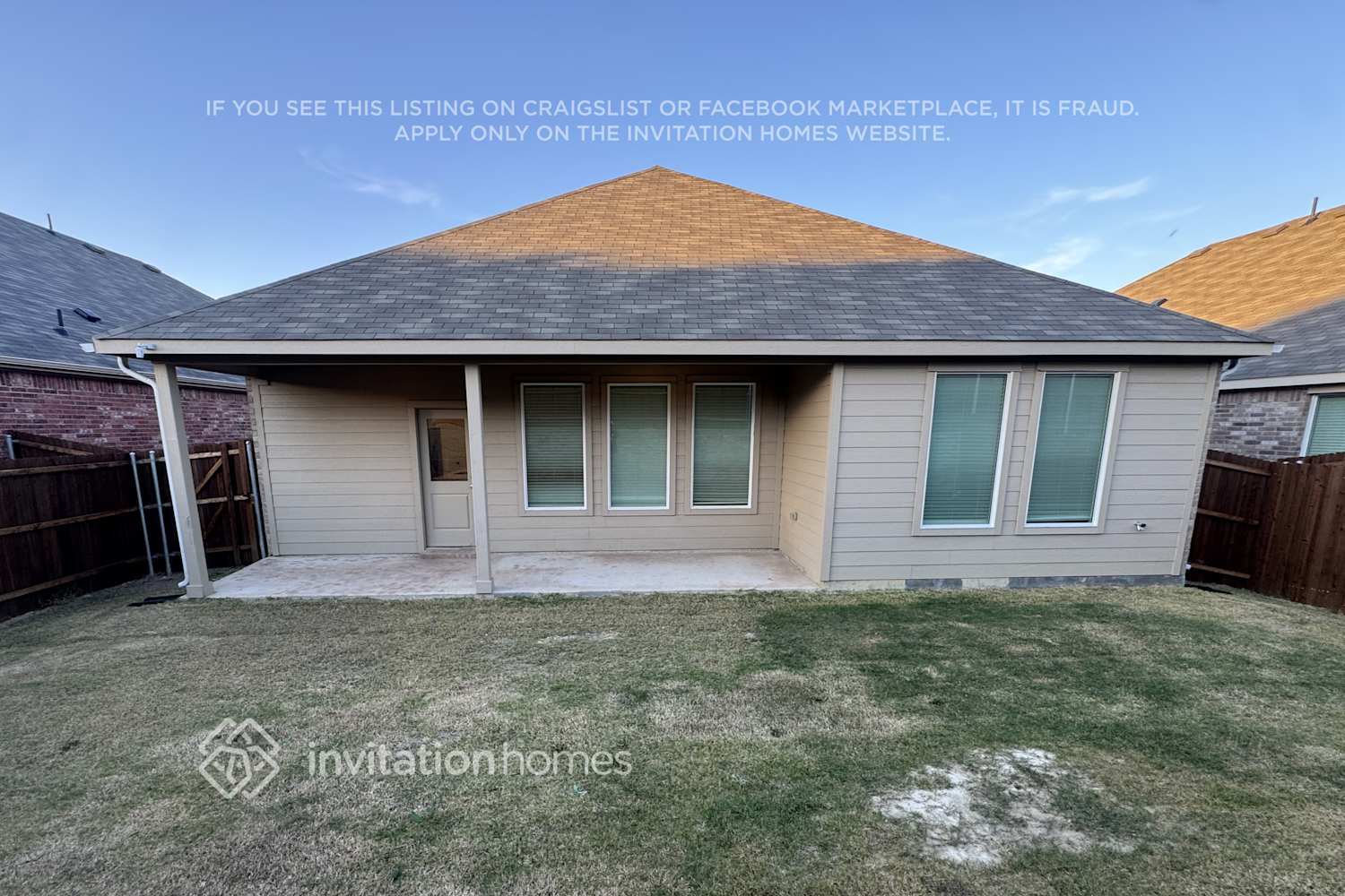 Building Photo - 325 Sedalia Trl