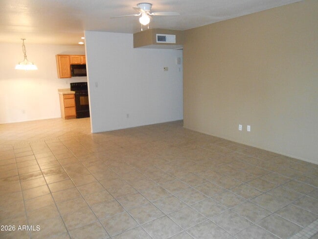 Building Photo - 1849 E 8th Ave