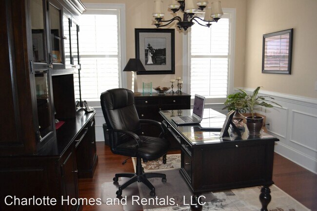 Building Photo - 3 br, 2.5 bath House - 8308 Indigo Row