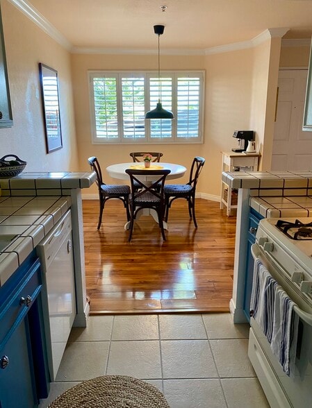 First floor dining room - 4511 Murietta Ave