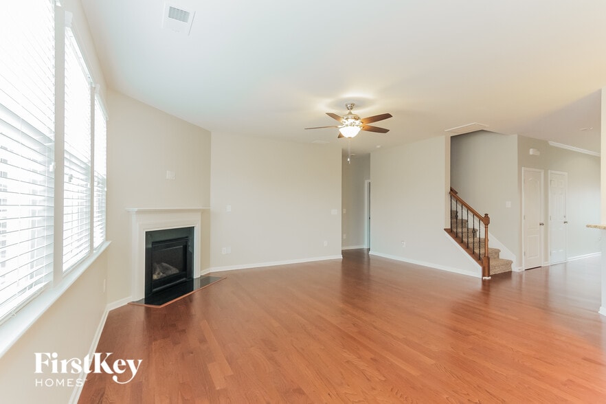 Building Photo - 2532 Wellshire Ct