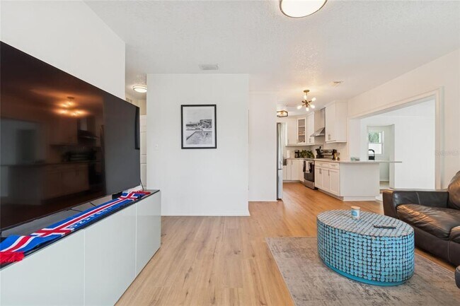 Building Photo - 7631 18th Way N