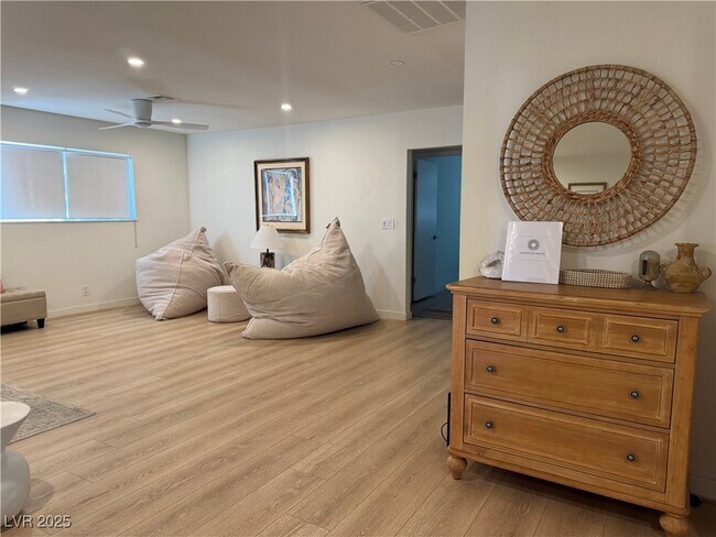 Building Photo - 3611 Rosewood St