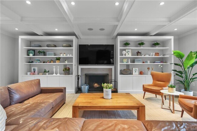 Building Photo - 46 Burr Farms Rd