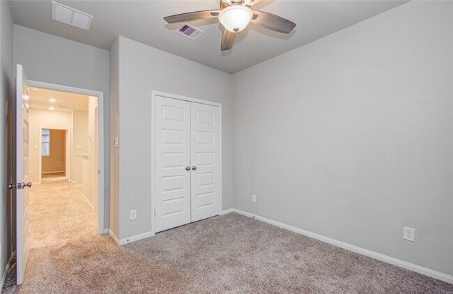 Building Photo - 1525 Parkland Oak Dr