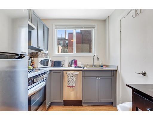 Building Photo - 149 Endicott