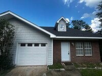 Building Photo - 1925 Nena Hills Dr