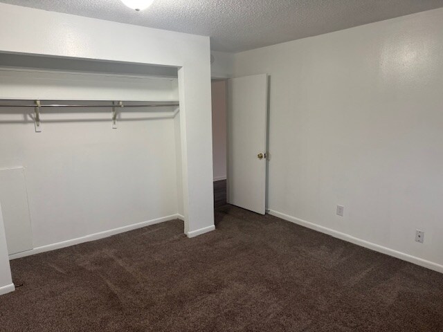 Building Photo - 595 Wagner Dr