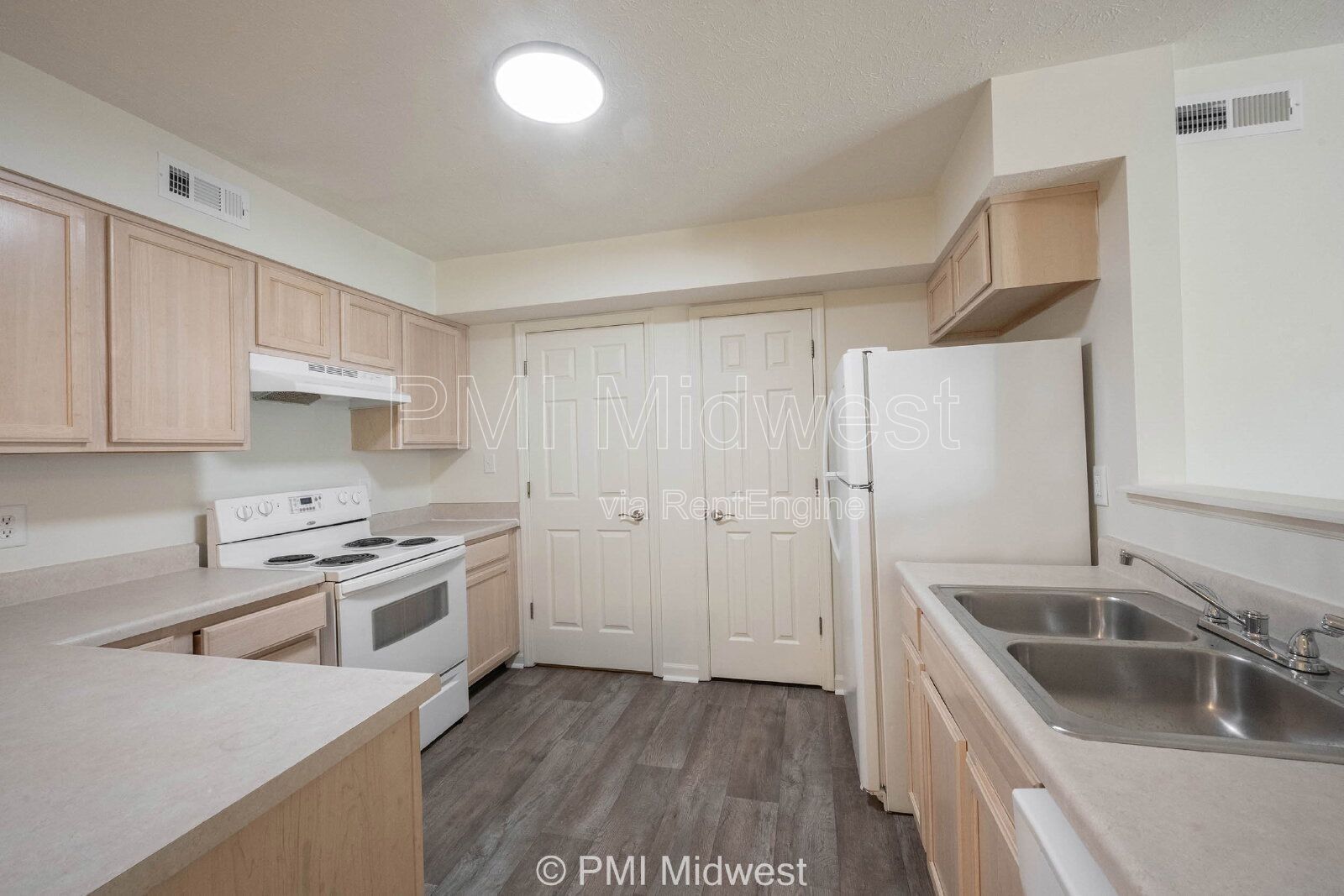 Building Photo - 3070 Wildcat Ln