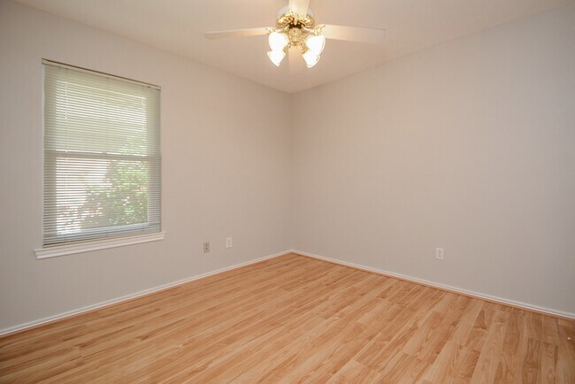 Building Photo - 5226 Flax Bourton St