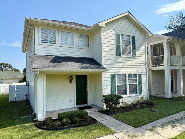 Building Photo - 10027 Farrell Dr