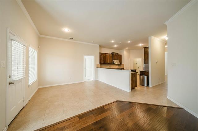 Building Photo - 2808 Frontier Dr